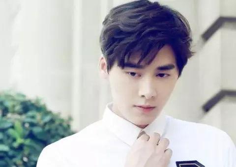 娱乐圈干净的男明星有,娱乐圈坚守清誉的优质男星盘点